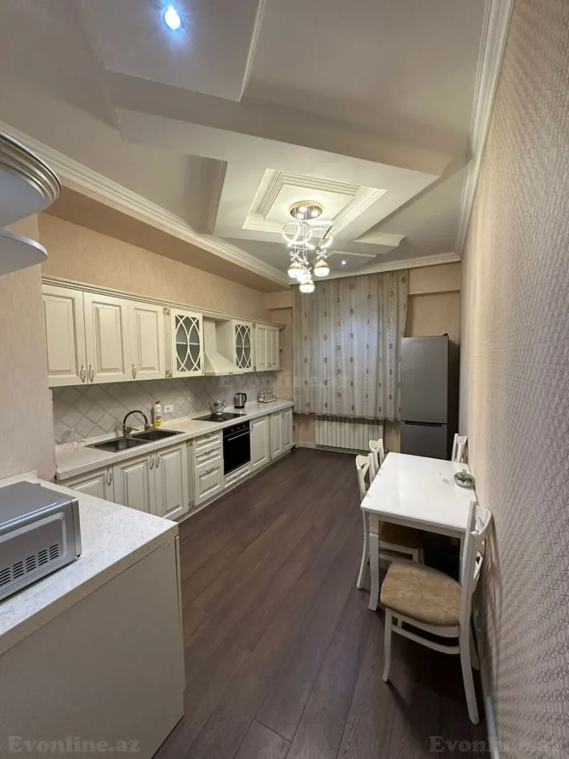 Kirayə verilir 3 otaqlı Mənzil Yeni tikili 140 m² Xətai r. - şəkil 3