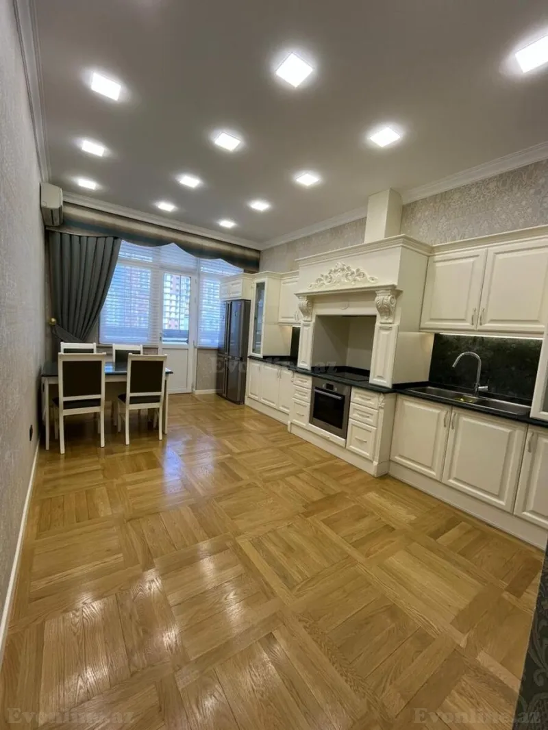 Satılır 3 otaqlı Mənzil Yeni tikili 150 m² Nəsimi r. - şəkil 14