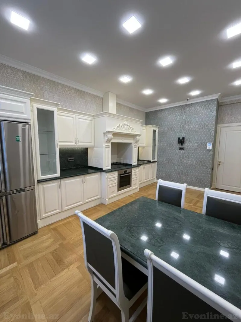 Satılır 3 otaqlı Mənzil Yeni tikili 150 m² Nəsimi r. - şəkil 16