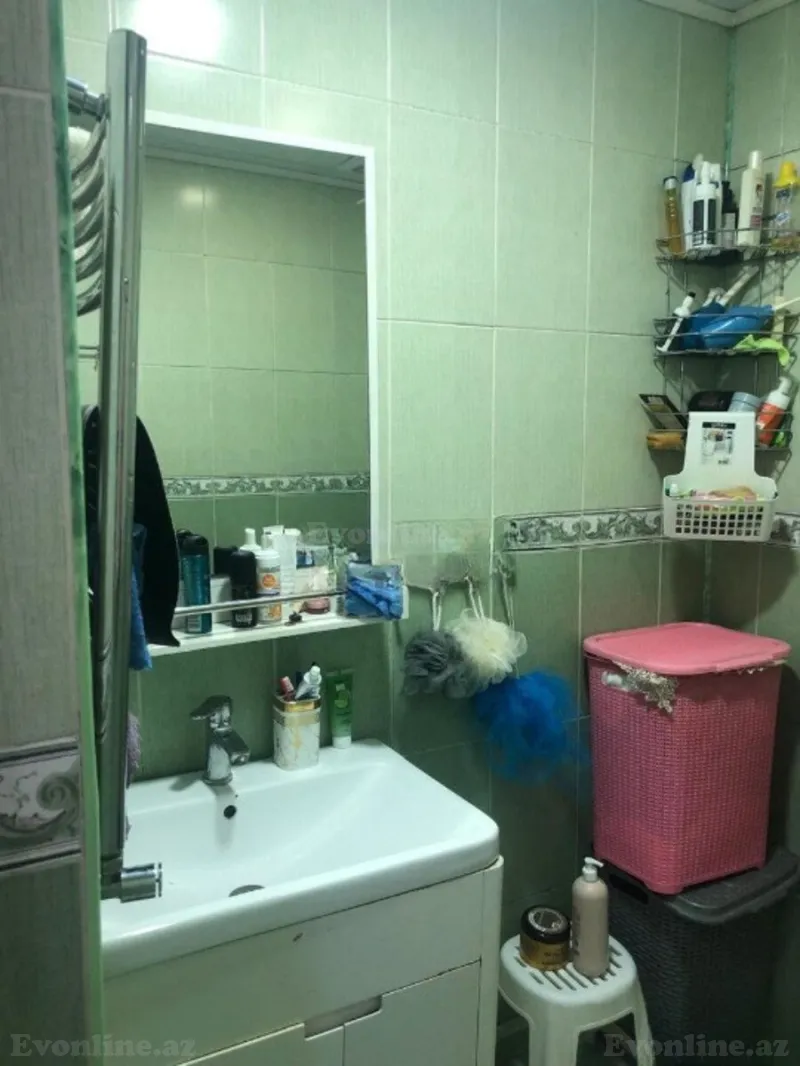 Satılır 3 otaqlı Mənzil Köhnə tikili 70 m² Nizami r. - şəkil 8