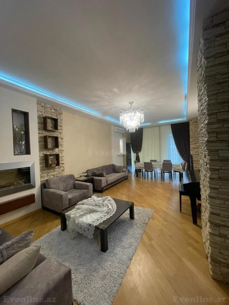 Satılır 3 otaqlı Mənzil Yeni tikili 160 m² Elmlər Akademiyası m.