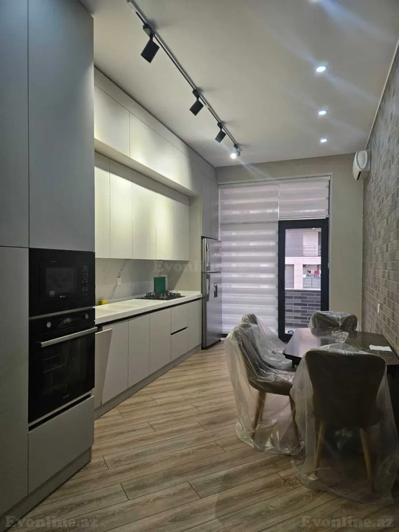 Kirayə verilir 3 otaqlı Mənzil Yeni tikili 142 m² 28 May m. - şəkil 9