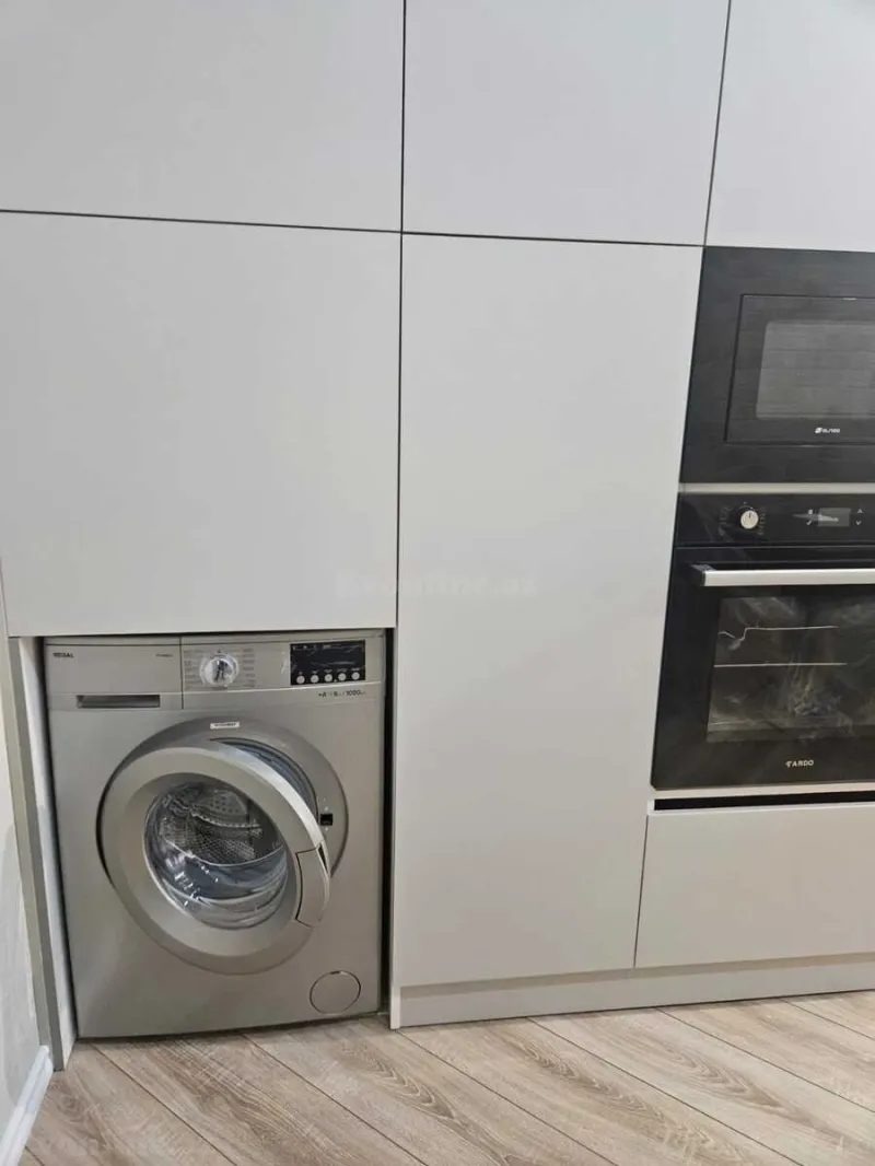 Kirayə verilir 3 otaqlı Mənzil Yeni tikili 142 m² 28 May m. - şəkil 14