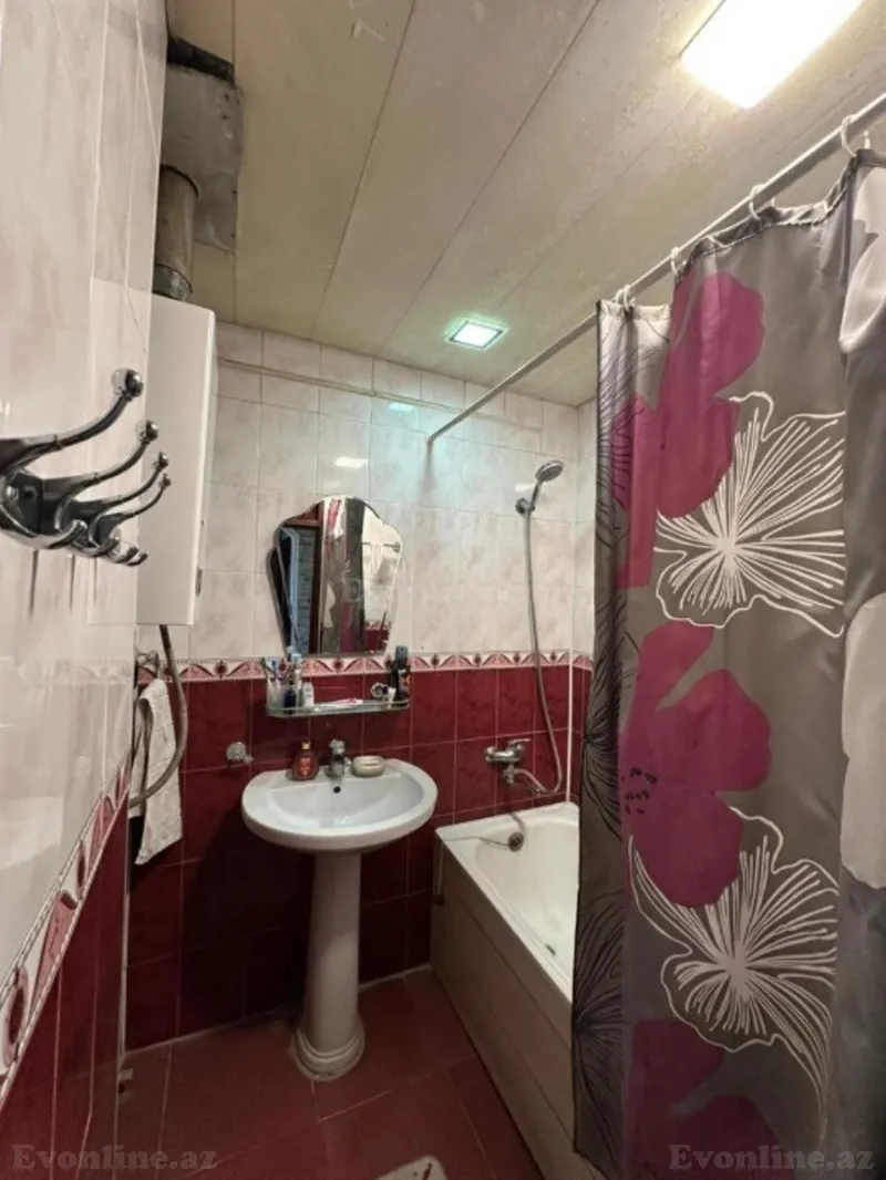 Satılır 3 otaqlı Mənzil Köhnə tikili 80 m² Memar Əcəmi m. - şəkil 6