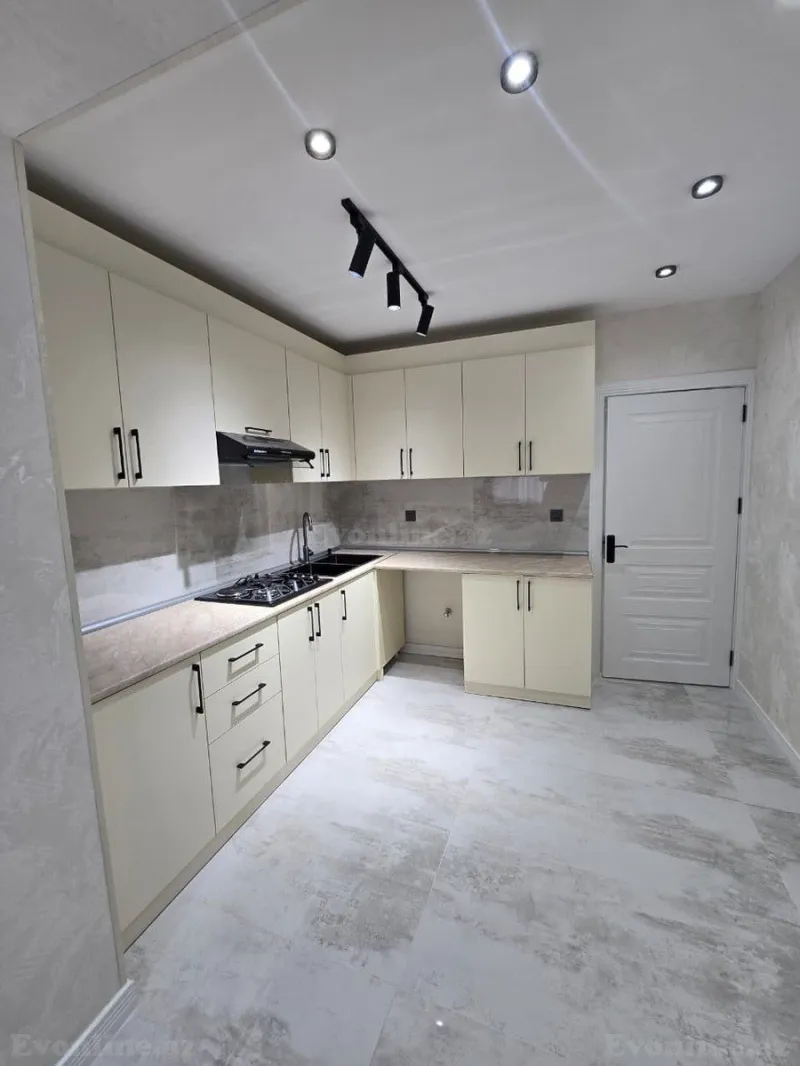 Satılır 3 otaqlı Mənzil Köhnə tikili 80 m² Həzi Aslanov m. - şəkil 2