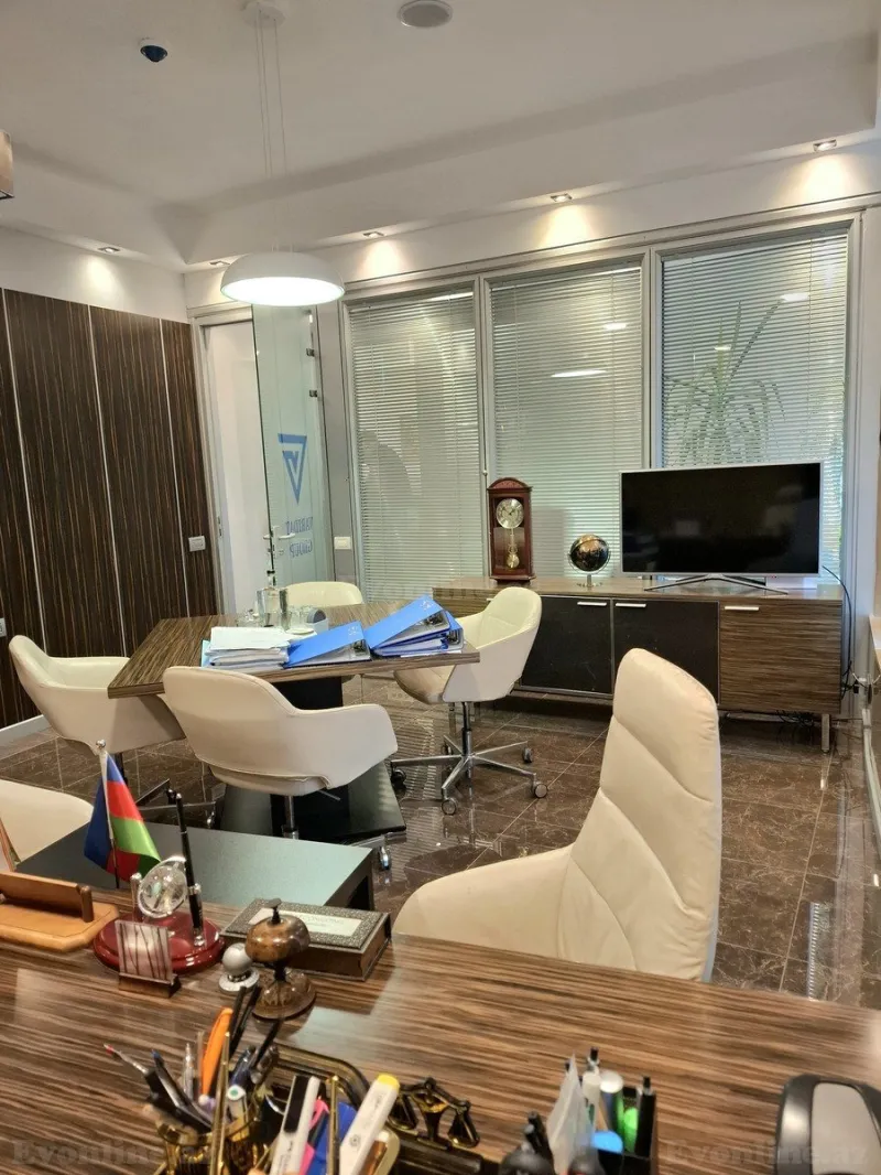 Satılır Ofis 190 m² Nizami m. - şəkil 2