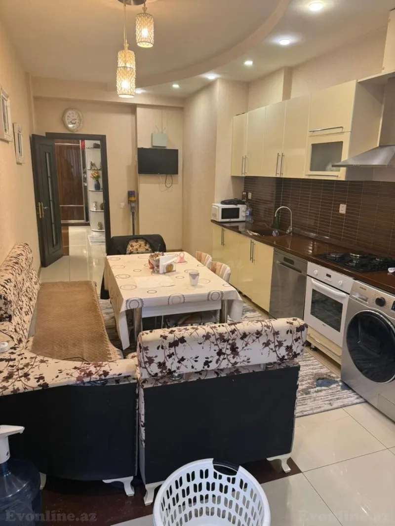 Satılır 4 otaqlı Mənzil Yeni tikili 164 m² 8 Noyabr m. - şəkil 3