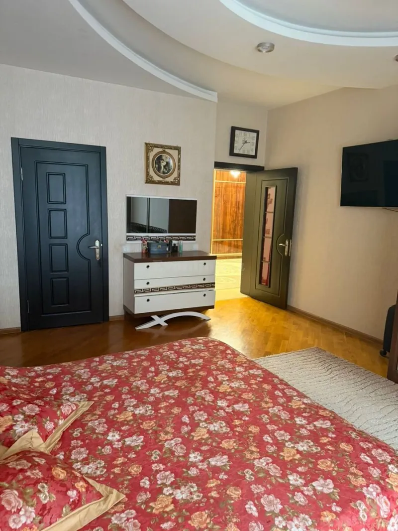 Satılır 4 otaqlı Mənzil Yeni tikili 164 m² 8 Noyabr m. - şəkil 13