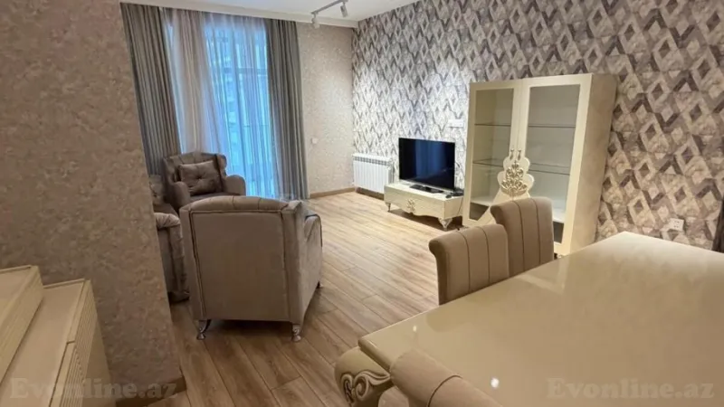 Kirayə verilir 4 otaqlı Mənzil Yeni tikili 190 m² 8 Noyabr m.