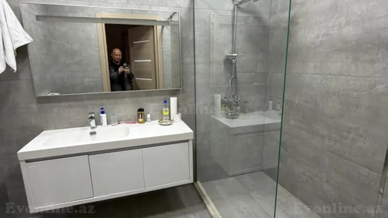 Kirayə verilir 4 otaqlı Mənzil Yeni tikili 190 m² 8 Noyabr m. - şəkil 11