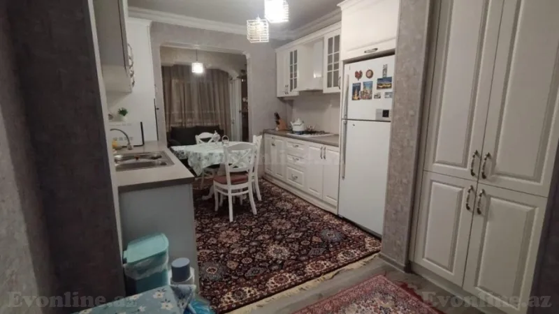 Satılır 4 otaqlı Mənzil Köhnə tikili 100 m² Xətai r. - şəkil 12