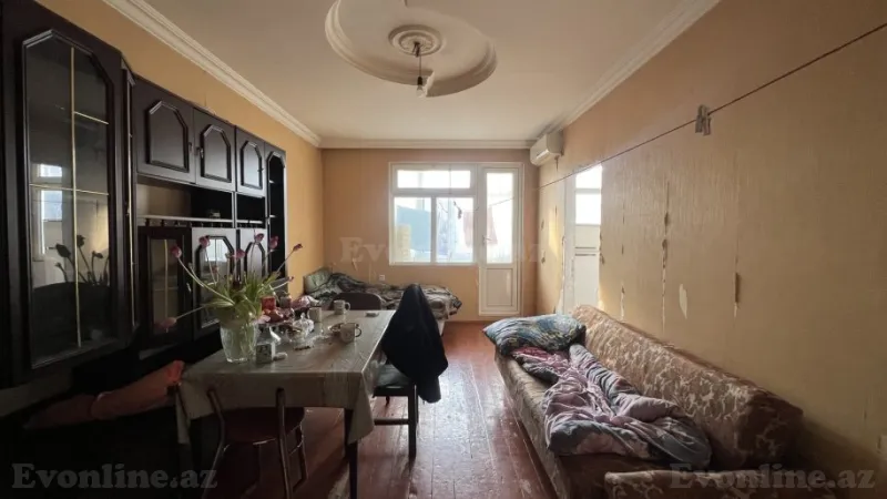 Kirayə verilir 2 otaqlı Mənzil Köhnə tikili 55 m² 7-ci mikrorayon - şəkil 3