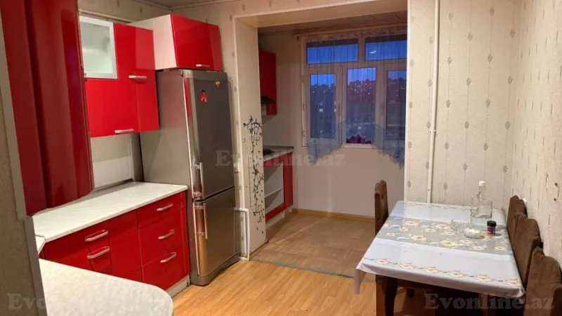 Kirayə verilir 3 otaqlı Mənzil Köhnə tikili 75 m² Suraxanı r.