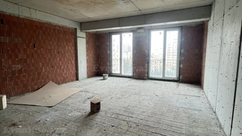 Satılır 4 otaqlı Mənzil Yeni tikili 175 m² Elmlər Akademiyası m. - şəkil 9