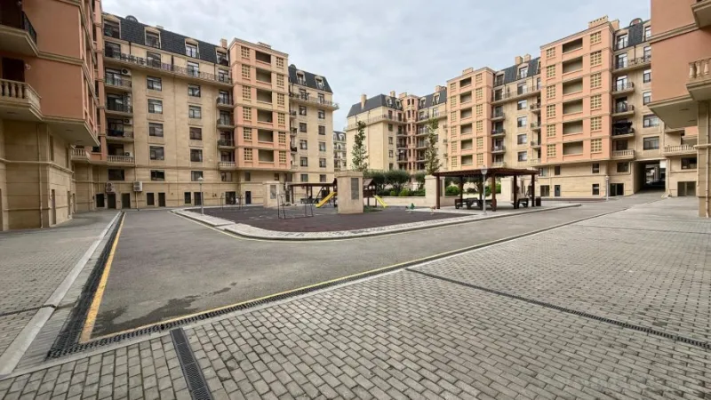 Satılır 4 otaqlı Mənzil Yeni tikili 170 m² Xətai r. - şəkil 3