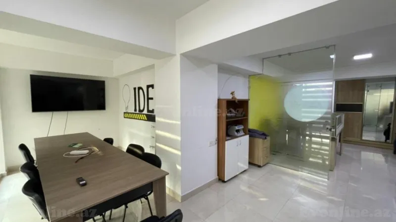 Kirayə verilir Ofis 135 m² 28 May m.