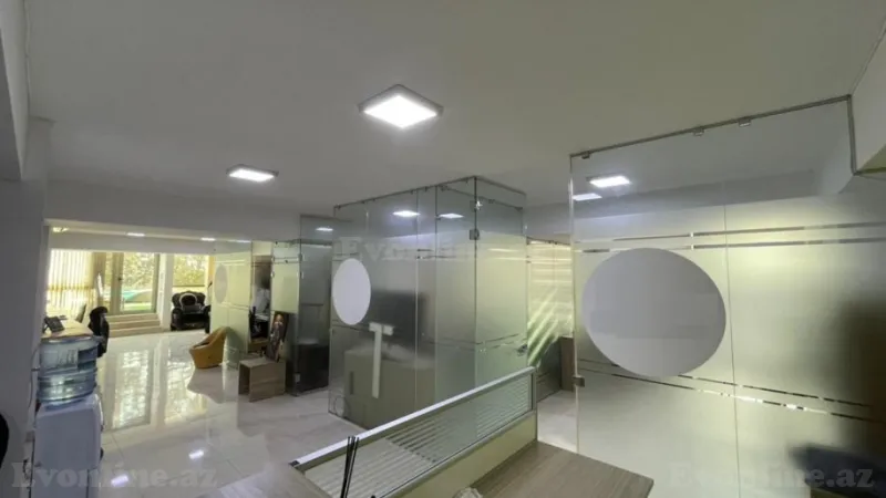 Kirayə verilir Ofis 135 m² 28 May m. - şəkil 3