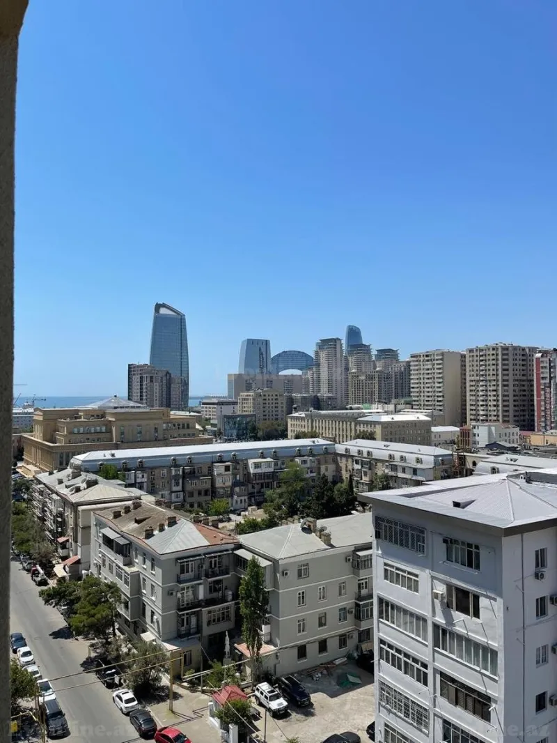 Kirayə verilir 2 otaqlı Mənzil Yeni tikili 80 m² Xətai m.