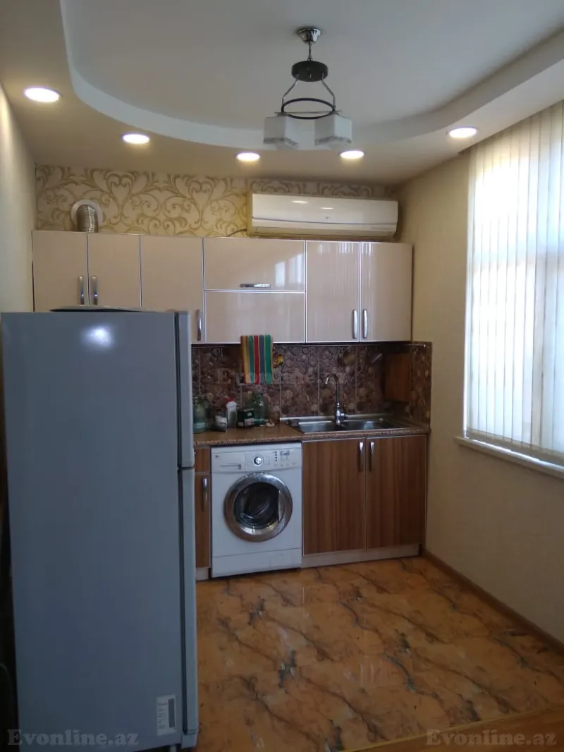 Kirayə verilir 2 otaqlı Mənzil Köhnə tikili 70 m² Bayıl - şəkil 3