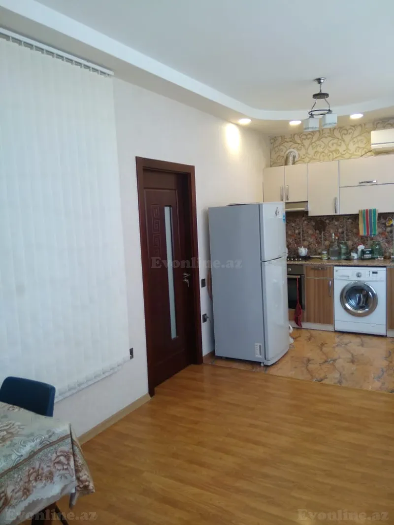 Kirayə verilir 2 otaqlı Mənzil Köhnə tikili 70 m² Bayıl - şəkil 4