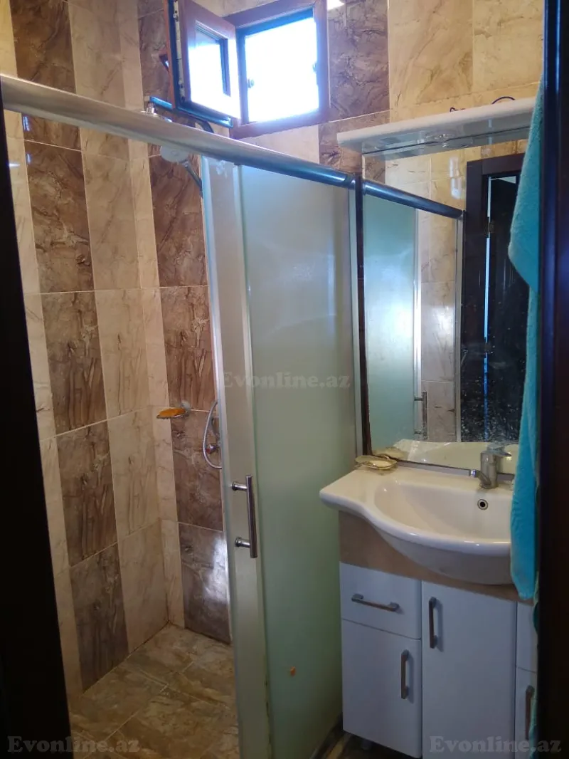 Kirayə verilir 2 otaqlı Mənzil Köhnə tikili 70 m² Bayıl - şəkil 13