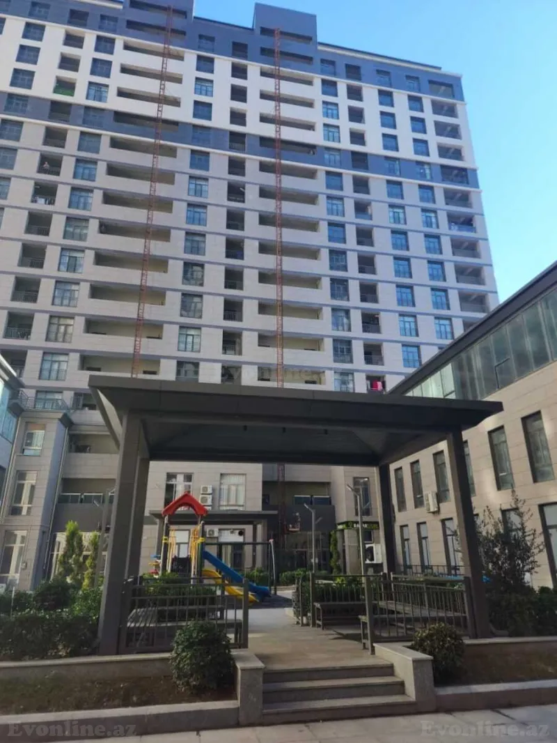 Satılır 2 otaqlı Mənzil Yeni tikili 56 m² 28 May m.