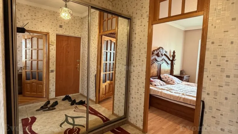 Kirayə verilir 2 otaqlı Mənzil Köhnə tikili 70 m² 8-ci mikrorayon - şəkil 11