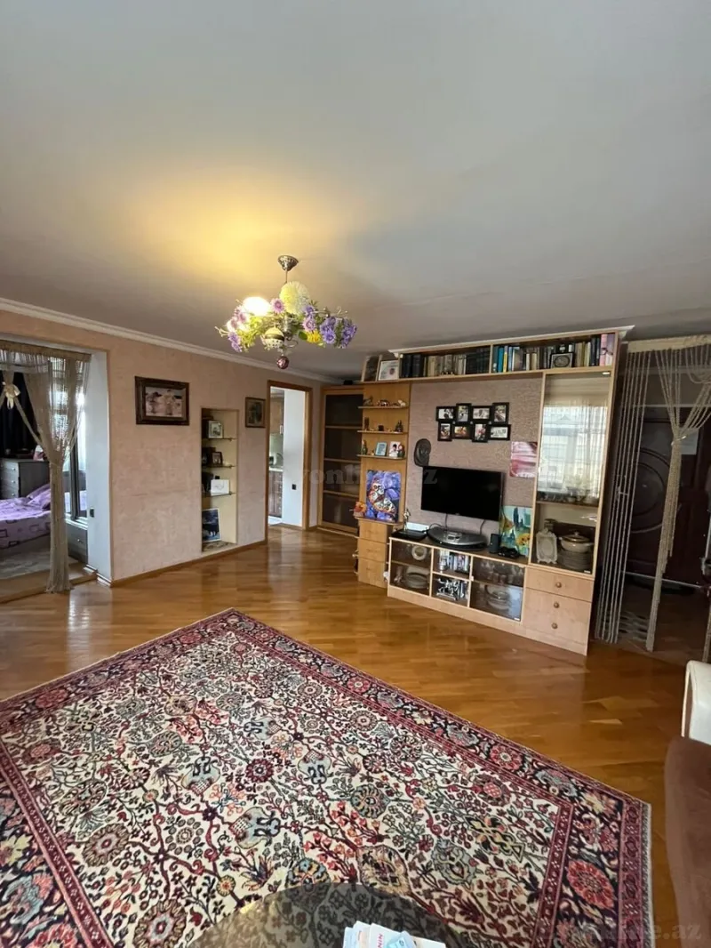 Satılır 2 otaqlı Mənzil Köhnə tikili 50 m² Yasamal r. - şəkil 5