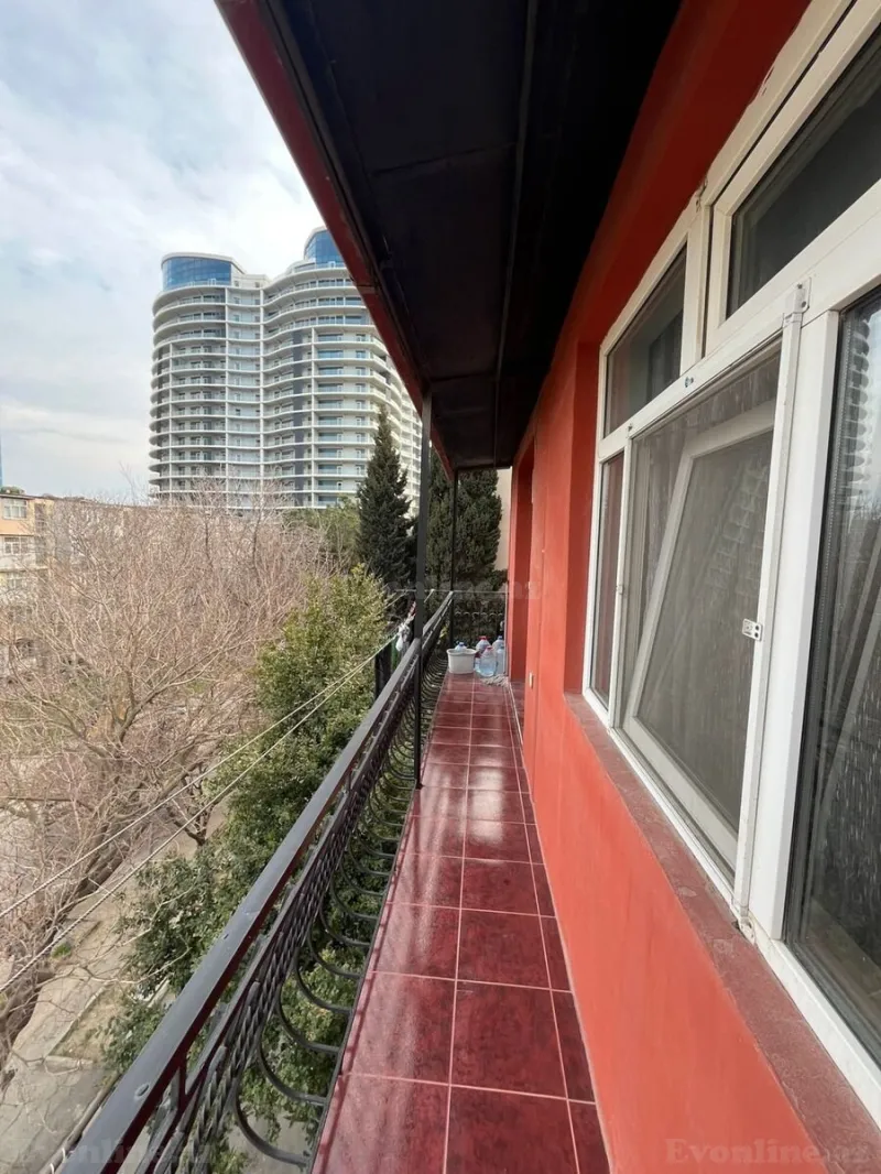 Satılır 2 otaqlı Mənzil Köhnə tikili 50 m² Yasamal r. - şəkil 10