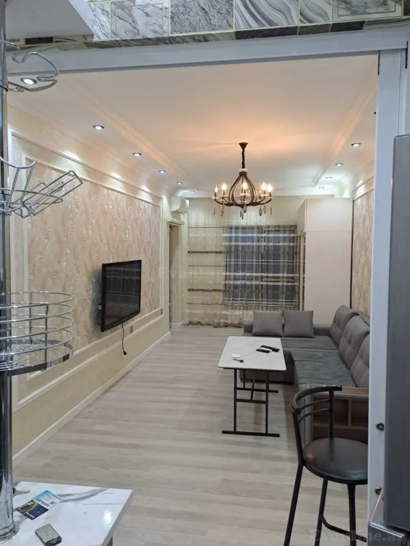 Kirayə verilir 2 otaqlı Mənzil Yeni tikili 65 m² 5-ci mikrorayon