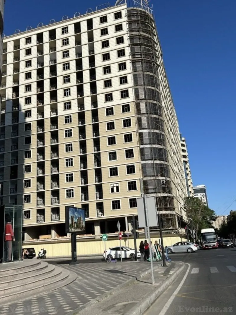 Satılır 2 otaqlı Mənzil Yeni tikili 75 m² Gənclik m. - şəkil 4