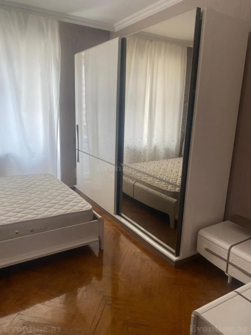 Kirayə verilir 2 otaqlı Mənzil Köhnə tikili 56 m² Xətai m. - şəkil 7