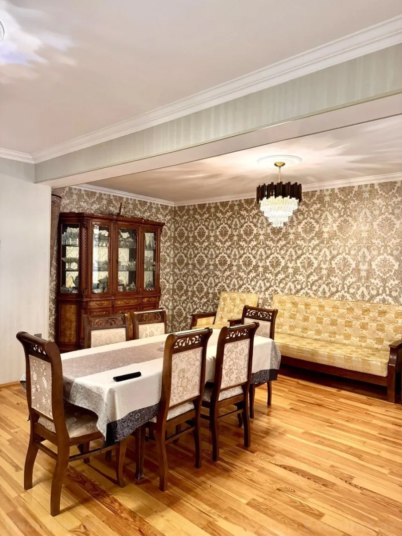 Satılır 4 otaqlı Mənzil Köhnə tikili 110 m² Yeni Yasamal - şəkil 4