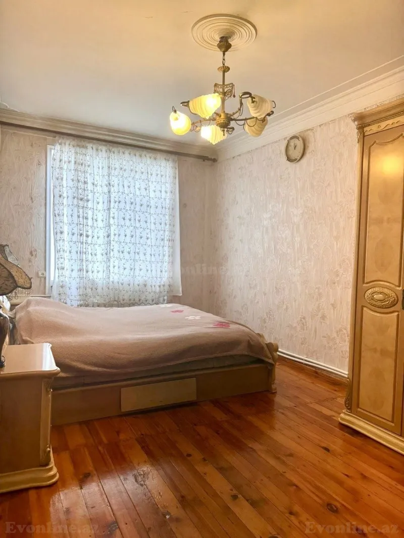 Satılır 4 otaqlı Mənzil Köhnə tikili 110 m² Yeni Yasamal - şəkil 6