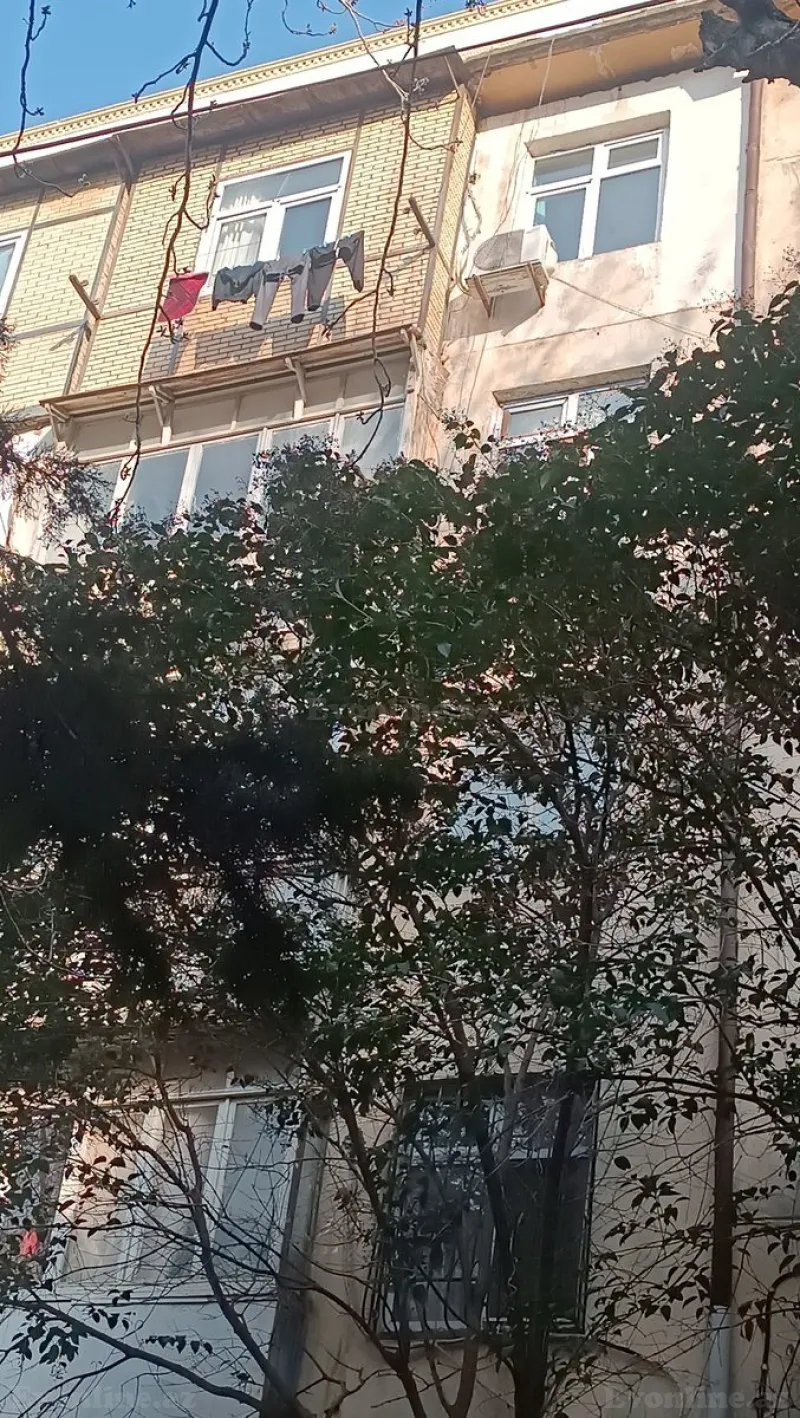 Kirayə verilir 2 otaqlı Mənzil Köhnə tikili 70 m² 3-cü mikrorayon