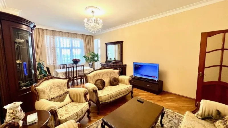 Satılır 3 otaqlı Mənzil Yeni tikili 129 m² Nərimanov r. - şəkil 2