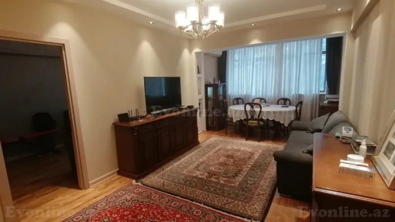 Satılır 3 otaqlı Mənzil Köhnə tikili 80 m² Elmlər Akademiyası m. - şəkil 2