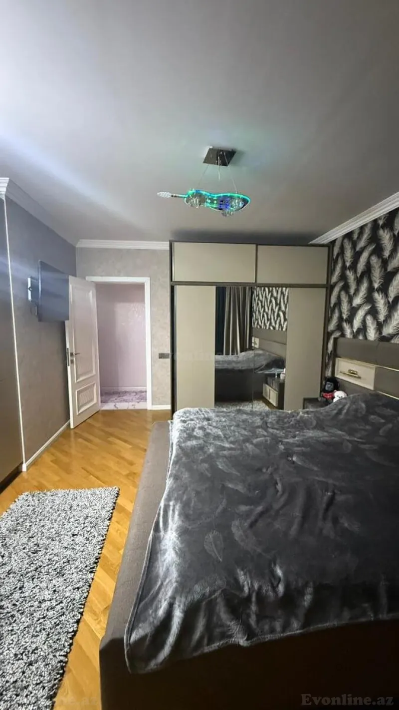 Satılır 3 otaqlı Mənzil Yeni tikili 135 m² 8 Noyabr m. - şəkil 16