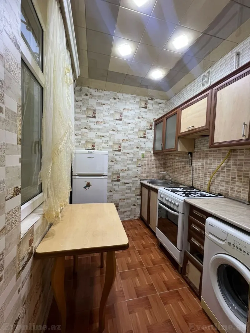 Satılır 2 otaqlı Mənzil Köhnə tikili 50 m² 2-ci mikrorayon - şəkil 6