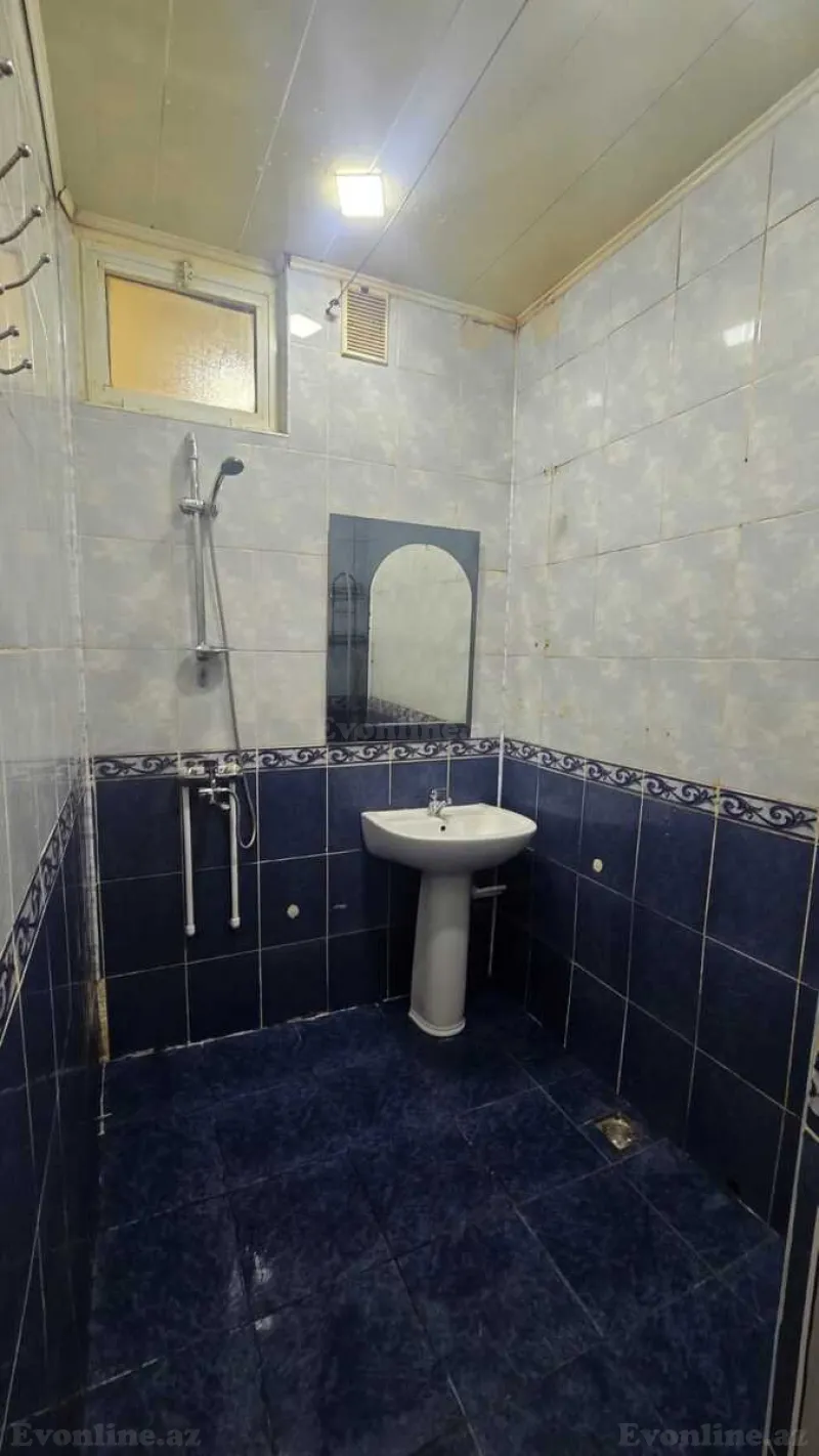 Satılır 2 otaqlı Mənzil Köhnə tikili 50 m² 2-ci mikrorayon - şəkil 8