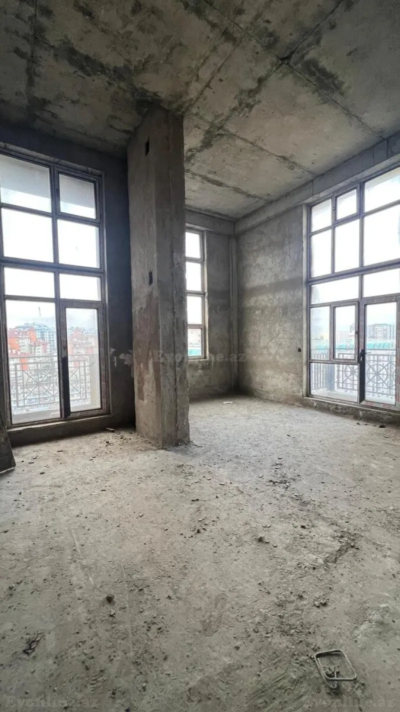 Satılır 3 otaqlı Mənzil Yeni tikili 103.3 m² 28 May m. - şəkil 3