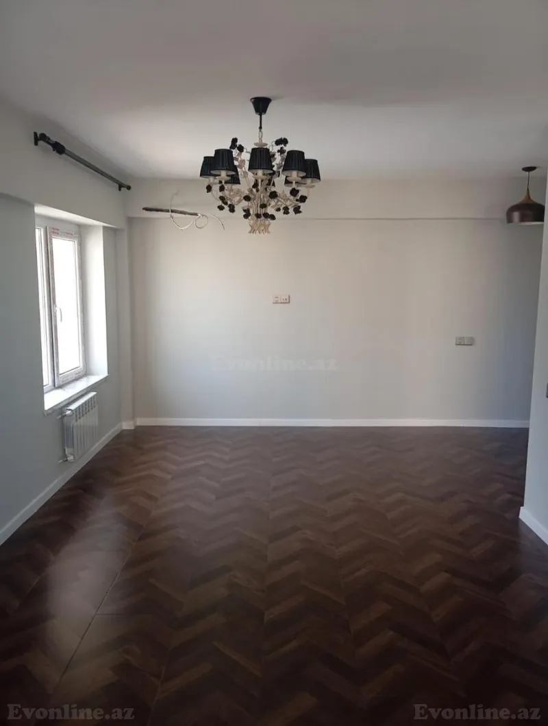 Satılır 2 otaqlı Mənzil Köhnə tikili 49 m² 28 May m.