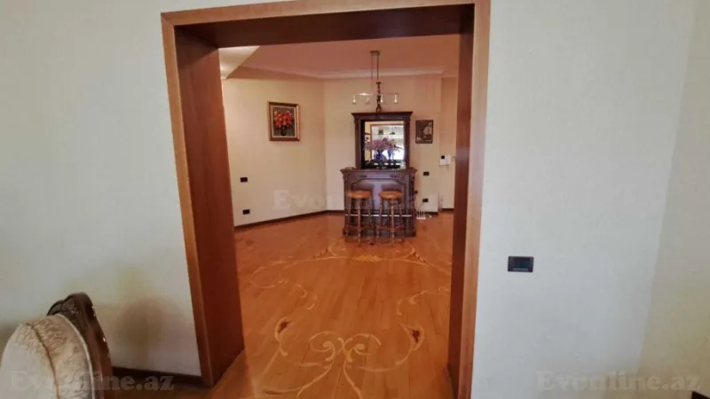 Kirayə verilir 4 otaqlı Mənzil Yeni tikili 240 m² 28 May m. - şəkil 6