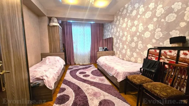 Satılır 2 otaqlı Mənzil Köhnə tikili 110 m² Neftçilər m. - şəkil 5