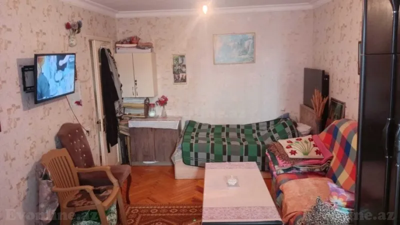 Satılır 3 otaqlı Mənzil Köhnə tikili 70 m² Yasamal