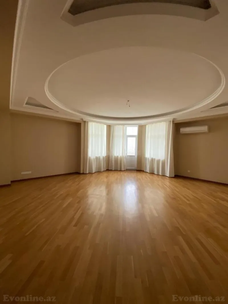 Satılır 3 otaqlı Mənzil Yeni tikili 142 m² Gənclik m.