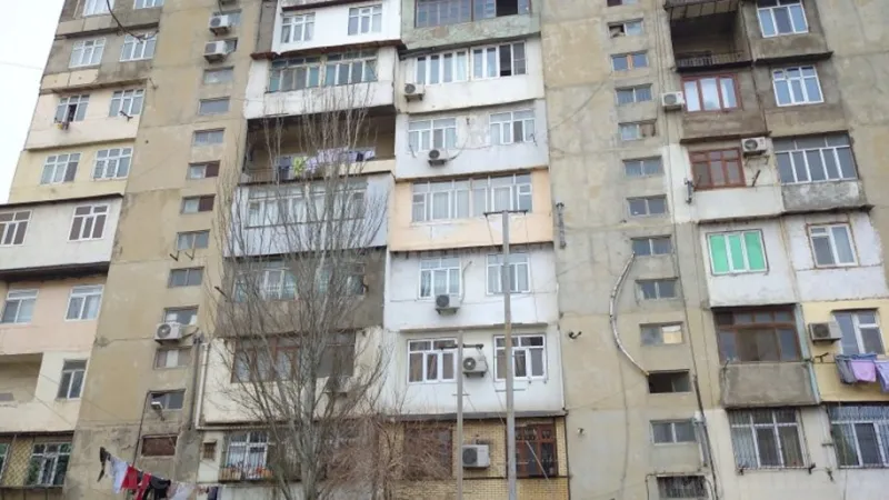 Satılır 3 otaqlı Mənzil Köhnə tikili 85 m² Əhmədli