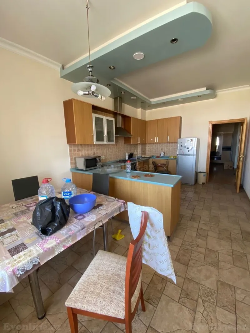 Satılır 4 otaqlı Mənzil Yeni tikili 186 m² Elmlər Akademiyası m. - şəkil 16