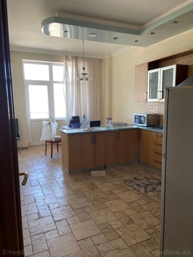 Satılır 4 otaqlı Mənzil Yeni tikili 186 m² Elmlər Akademiyası m. - şəkil 17