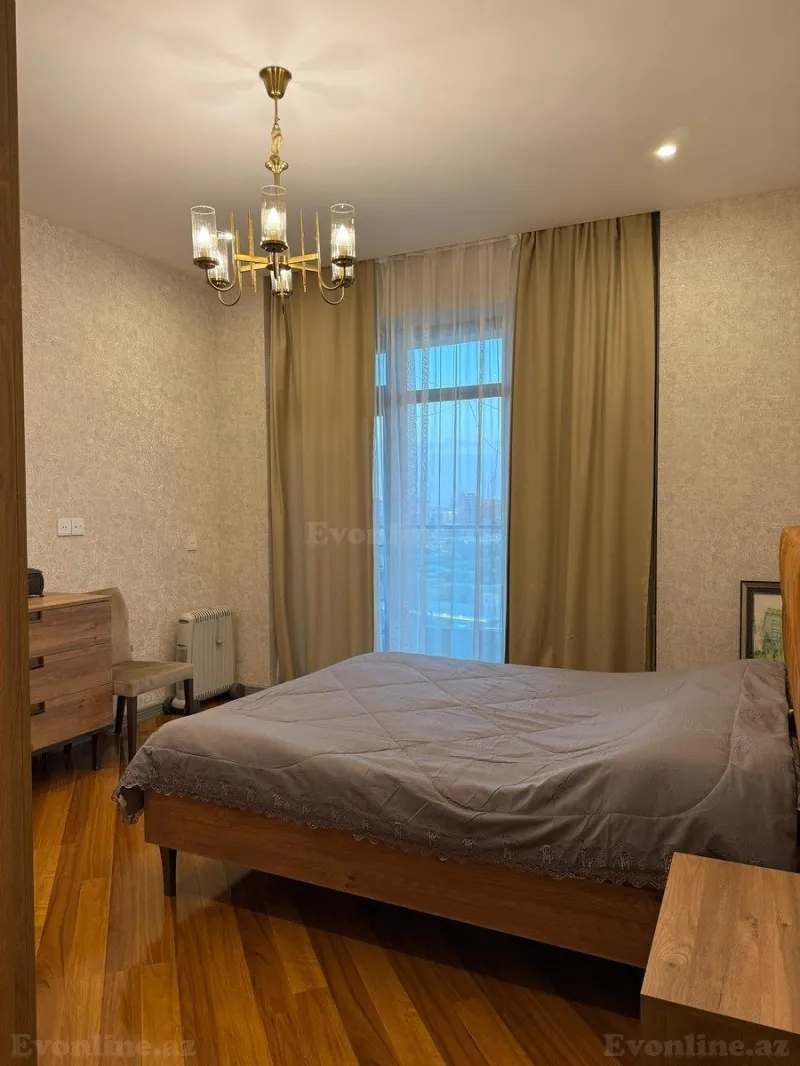 Satılır 3 otaqlı Mənzil Yeni tikili 100 m² 8 Noyabr m. - şəkil 14